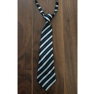 Gymboree "COUNTRY CLUB" Velcro Neck Tie {Size 3 + Up}